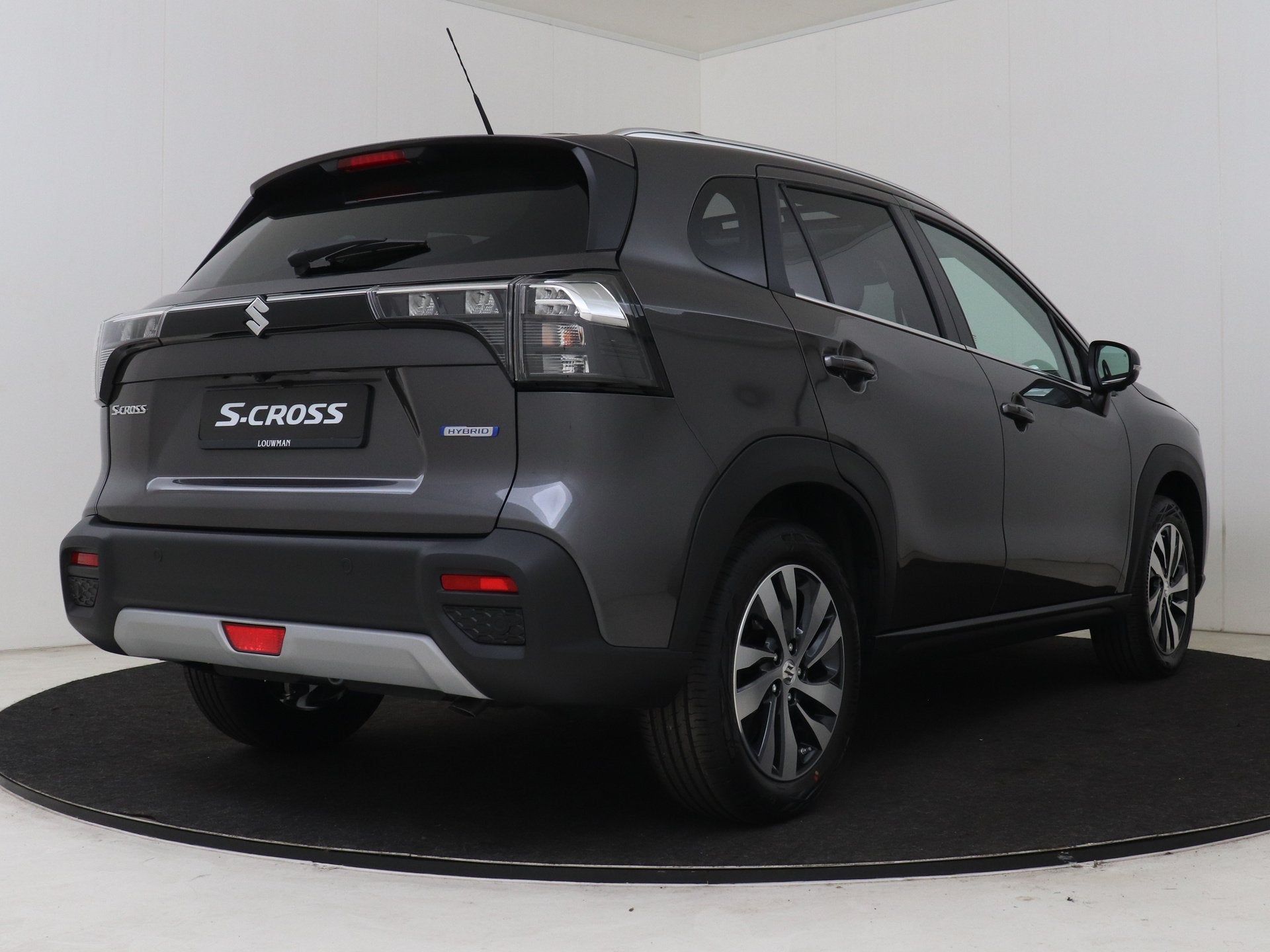 Suzuki S-Cross 1.4 Boosterjet Style Smart Hybrid 10 jaar Fab, Auto's, Voorwielaandrijving, 12 maanden, Zwart, 4 cilinders