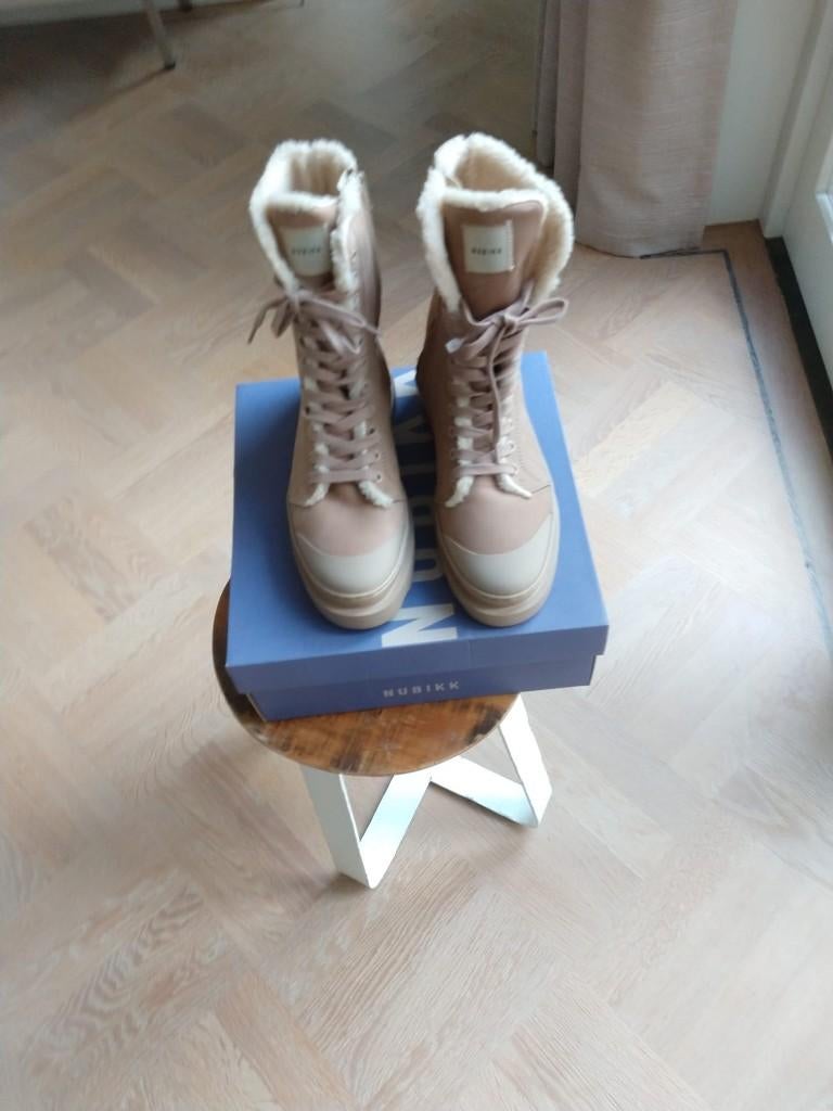 Nubikk nieuwe warmbeige laarsjes met veter, maat 41, Kleding | Dames, Schoenen, Nubikk, Beige, Lage of Enkellaarzen, Nieuw