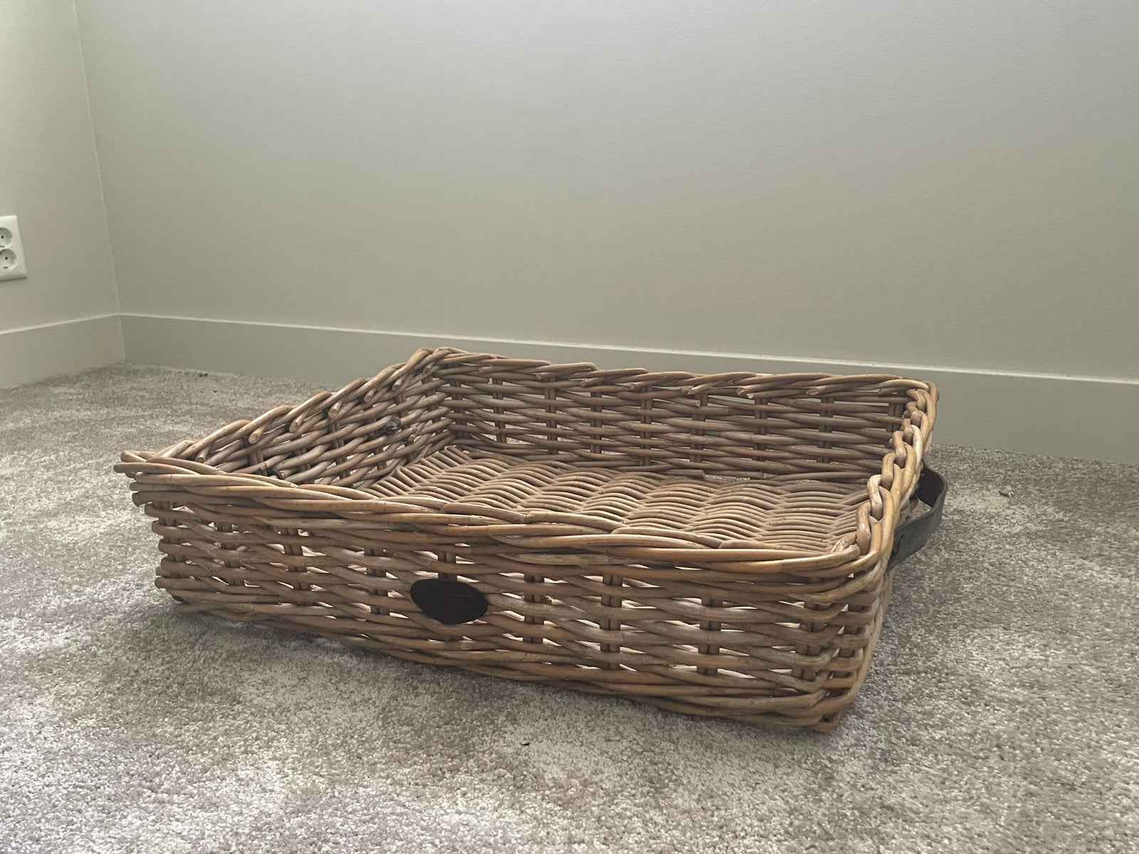 Rieten mand/dienblad Hoffz, Huis en Inrichting, Ophalen, Zo goed als nieuw, Rechthoekig, Riet