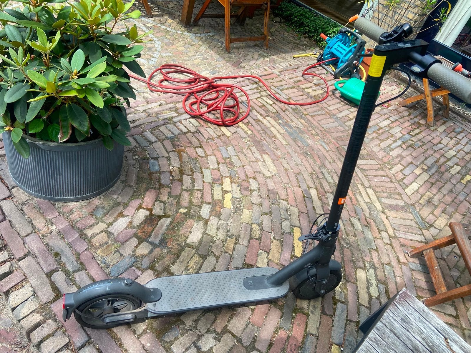 Xiaomi Mi Electric Scooter 1S - Achterband lek, Ophalen of Verzenden, Gebruikt, Elektrische step (E-scooter)
