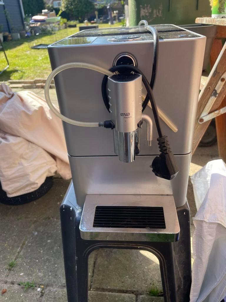 Goed lezen! Jura ENA Micro 9, Ophalen, Afneembaar waterreservoir, Gebruikt, Koffiemachine