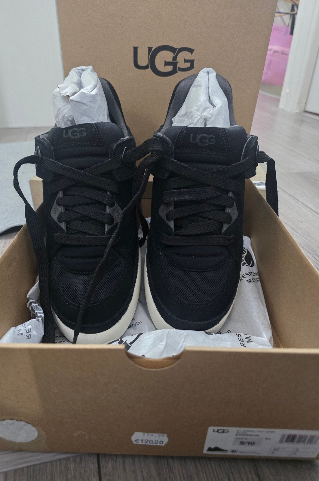 Nieuwe UGG sneakers, zwart, maat 41/42, UGG, Zwart, Nieuw, Ophalen of Verzenden
