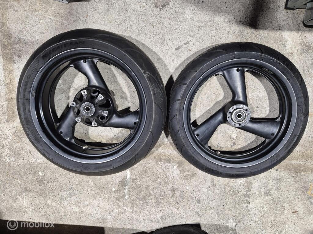 Voorwiel achterwiel olifantje 851 888 Monster Paso 907ie SS, Motoren, Onderdelen | Ducati, Gebruikt, Factorystore.service@ducati.com
