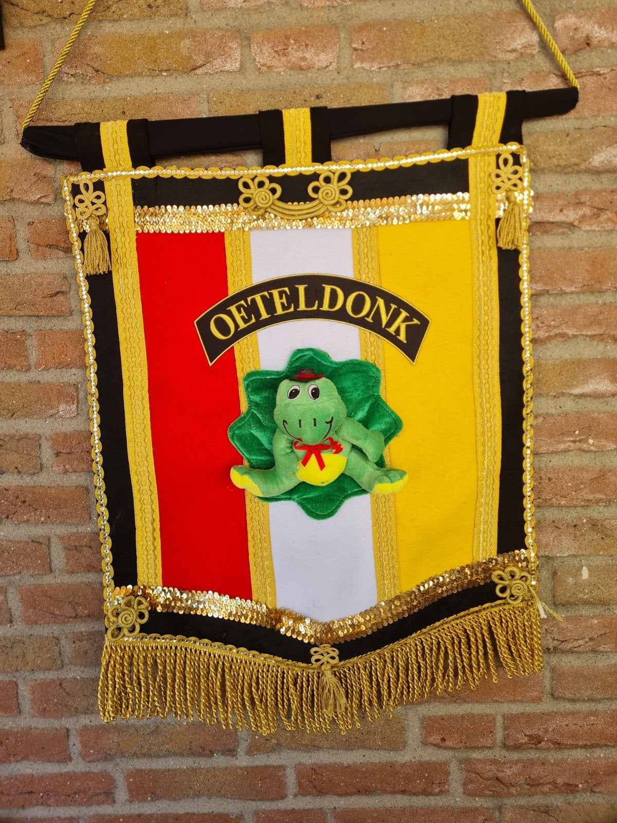 Oeteldonk Vaandel met Kikker - Carnaval Decoratie, Ophalen