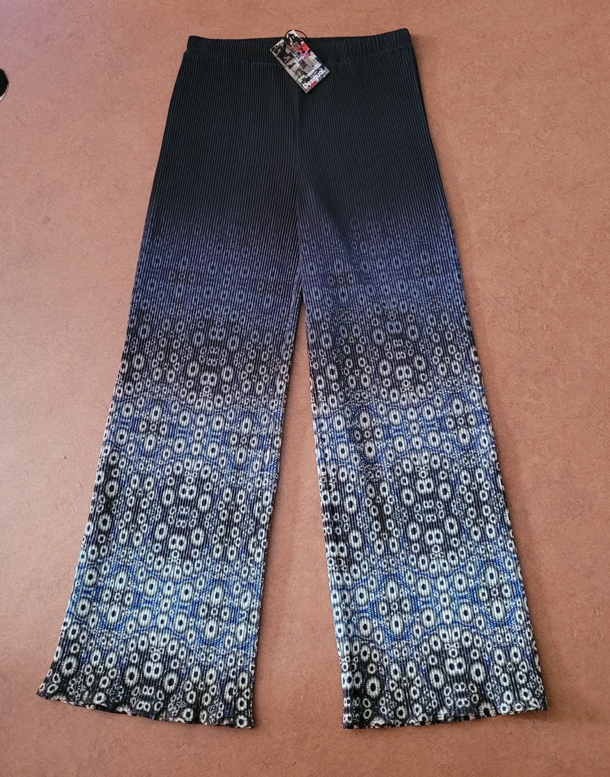 Desigual broek by Christian Lacroix maat L, Overige kleuren, Maat 42/44 (L), Nieuw, Ophalen of Verzenden