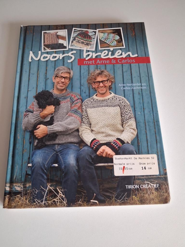 Noors breien met Arne & Carlos, Ophalen of Verzenden, Zo goed als nieuw, Breien, Patroon of Boek