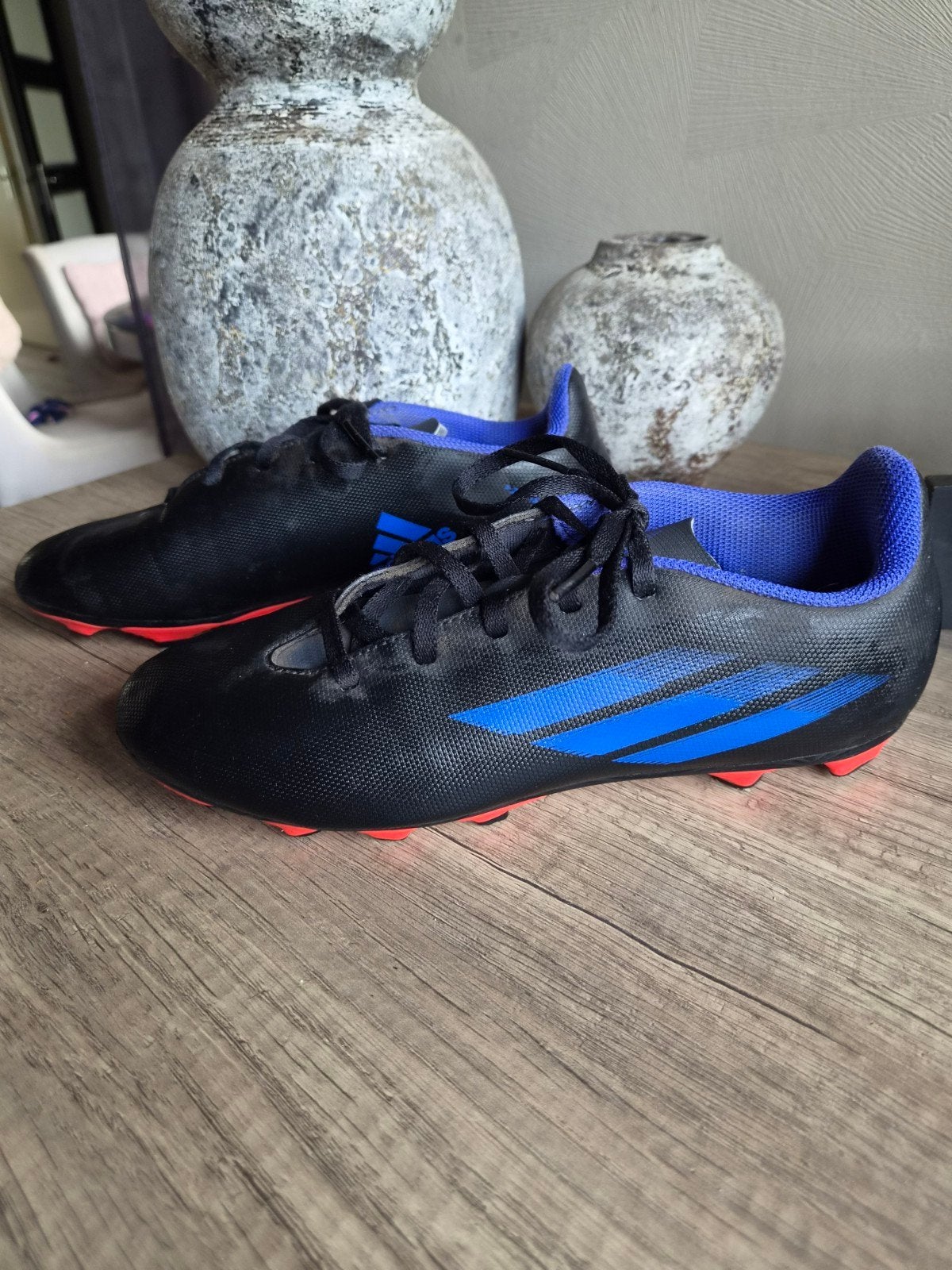 Adidas voetbal schoenen maat 38,5, Maat XS of kleiner, Ophalen of Verzenden, Schoenen