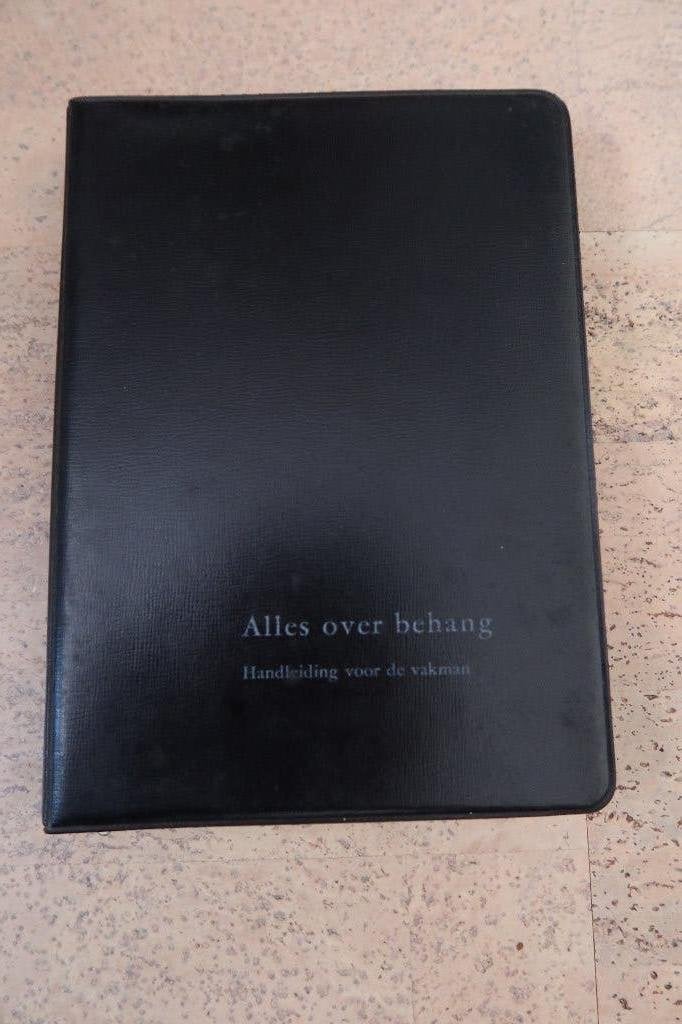 Alles over behang, Ophalen, Zie beschrijving