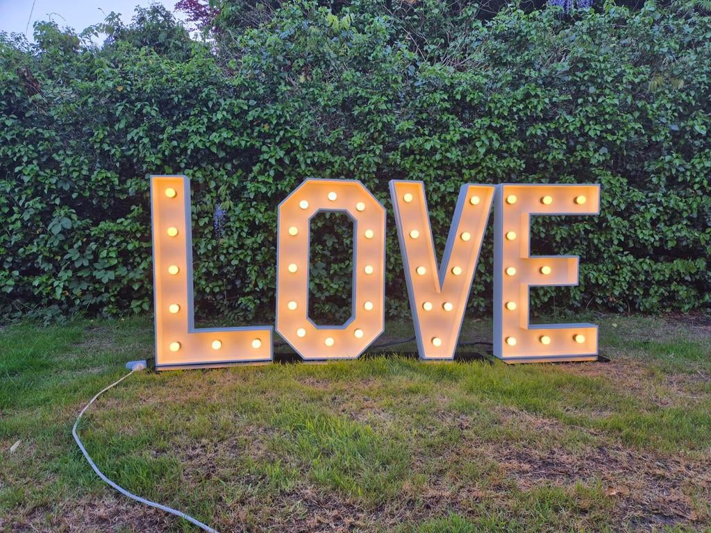 Love letters te huur, Ophalen, Zo goed als nieuw, Geboorte of Huwelijk