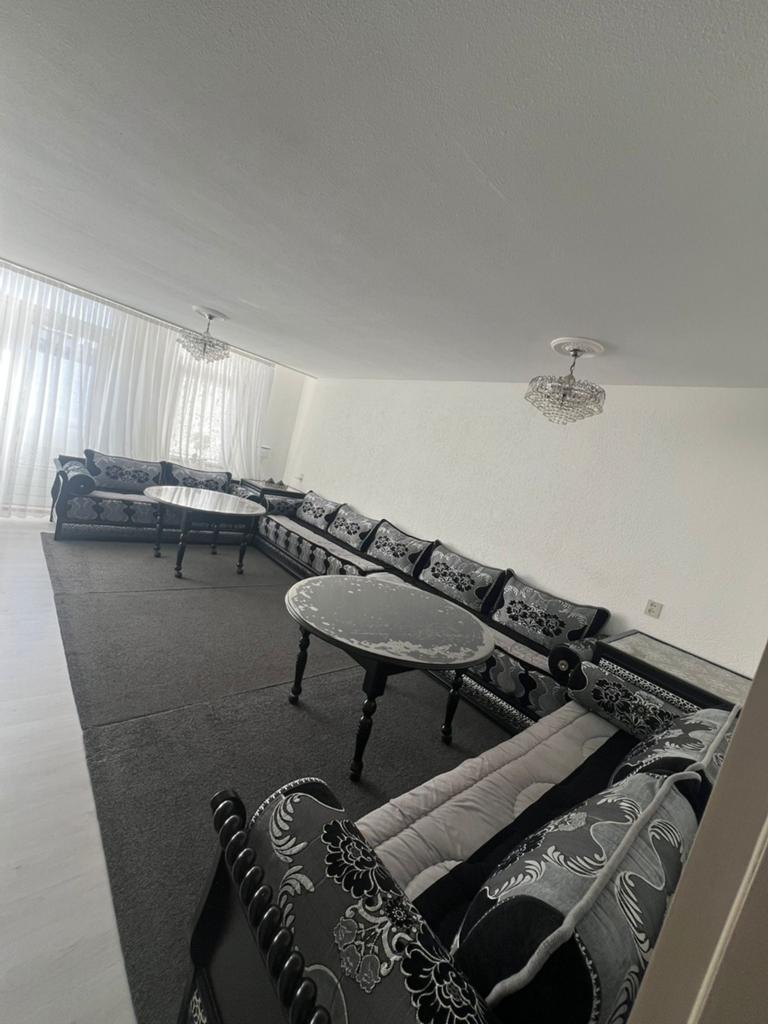 Marokkaanse Grijze/Zwarte sedari, Ophalen of Verzenden, Gebruikt, Vierpersoons of meer