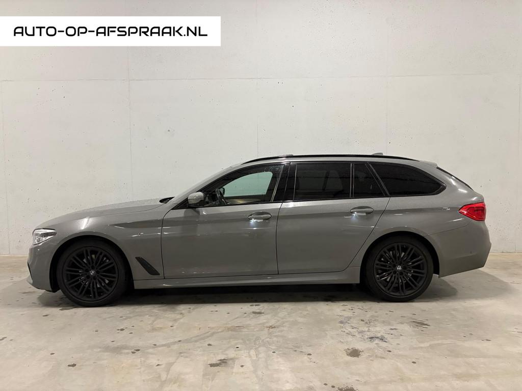 BMW 5-serie Touring 520i High Executive M-pakket Pano Leer 3, Auto's, BMW, Automaat, 1998 cc, Achterwielaandrijving, Gebruikt