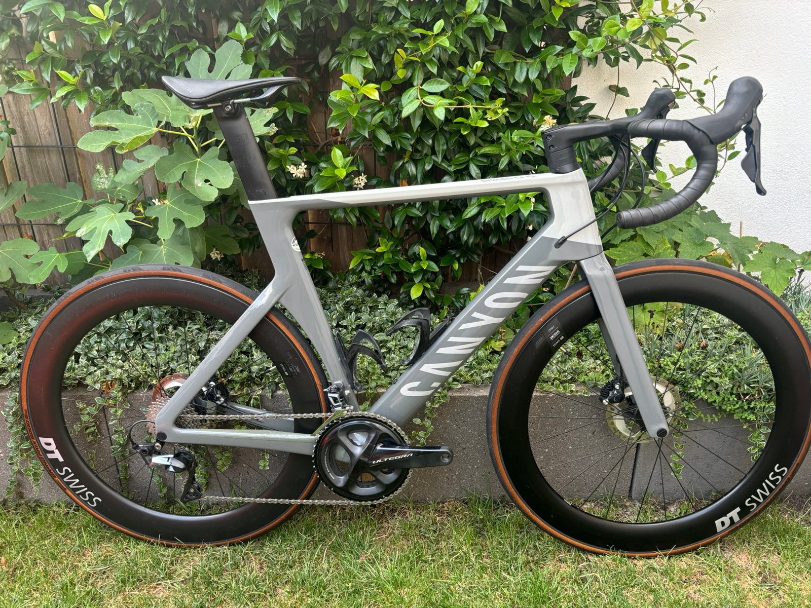 Canyon Aeroad CF SL 8 Disc Carbon Ultegra Aero Maat L 58cm, Fietsen en Brommers, Fietsen | Racefietsen, 28 inch, Canyon, Carbon