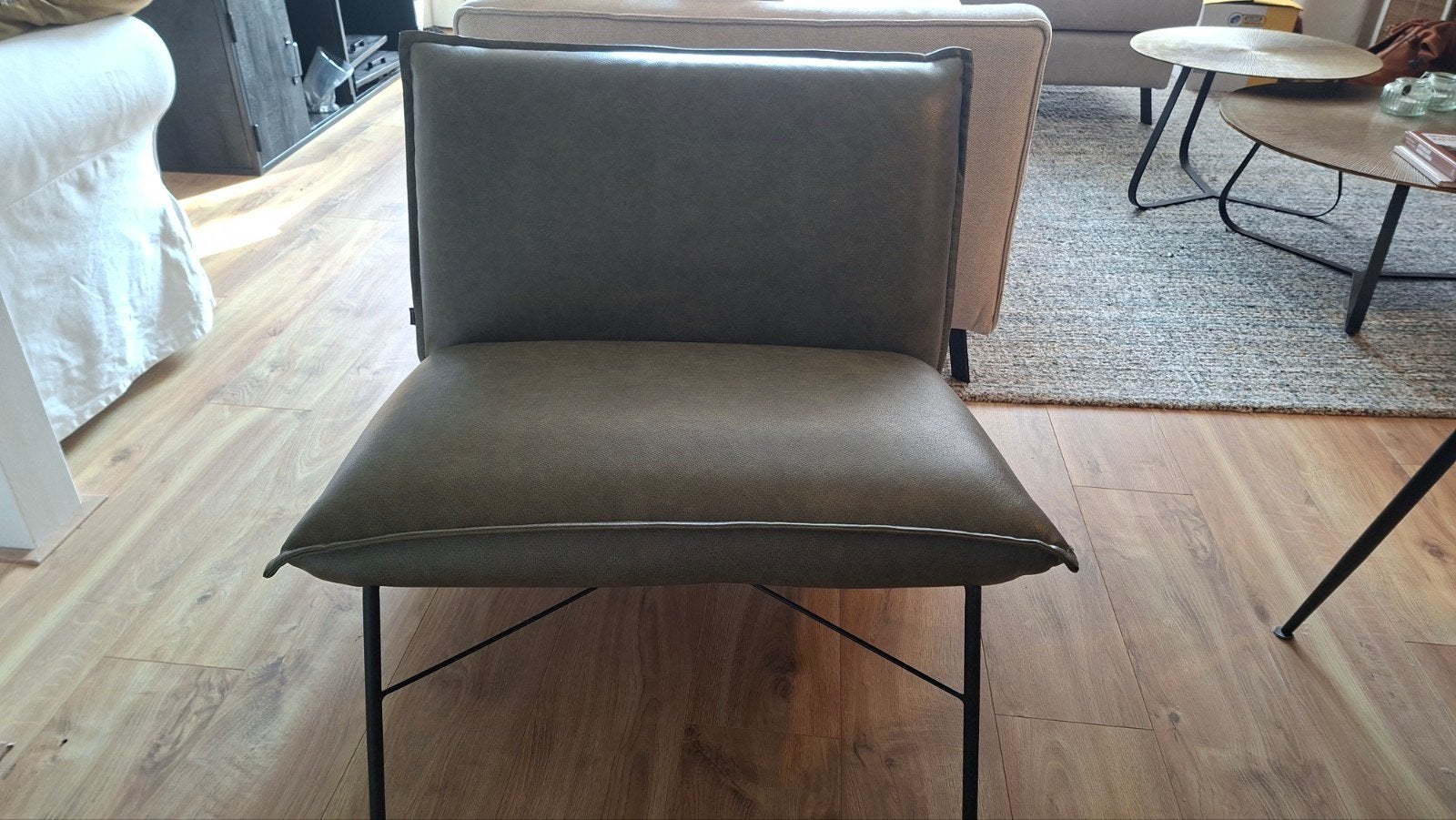Groene fauteuil van Goossens - Zo goed als nieuw, Huis en Inrichting, Ophalen, Minder dan 75 cm, Leer, Zo goed als nieuw