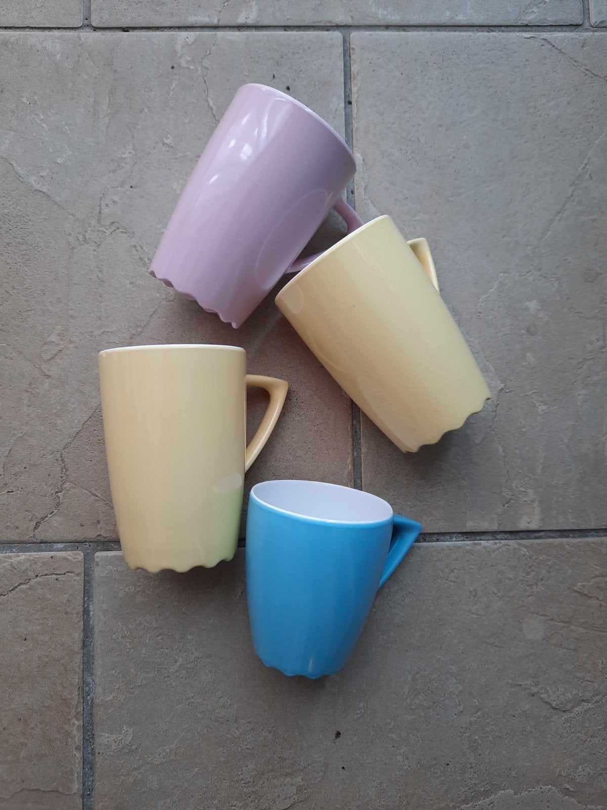Mepal Rosti: 4 bekers pastel 150/250 ml., Ophalen, Gebruikt