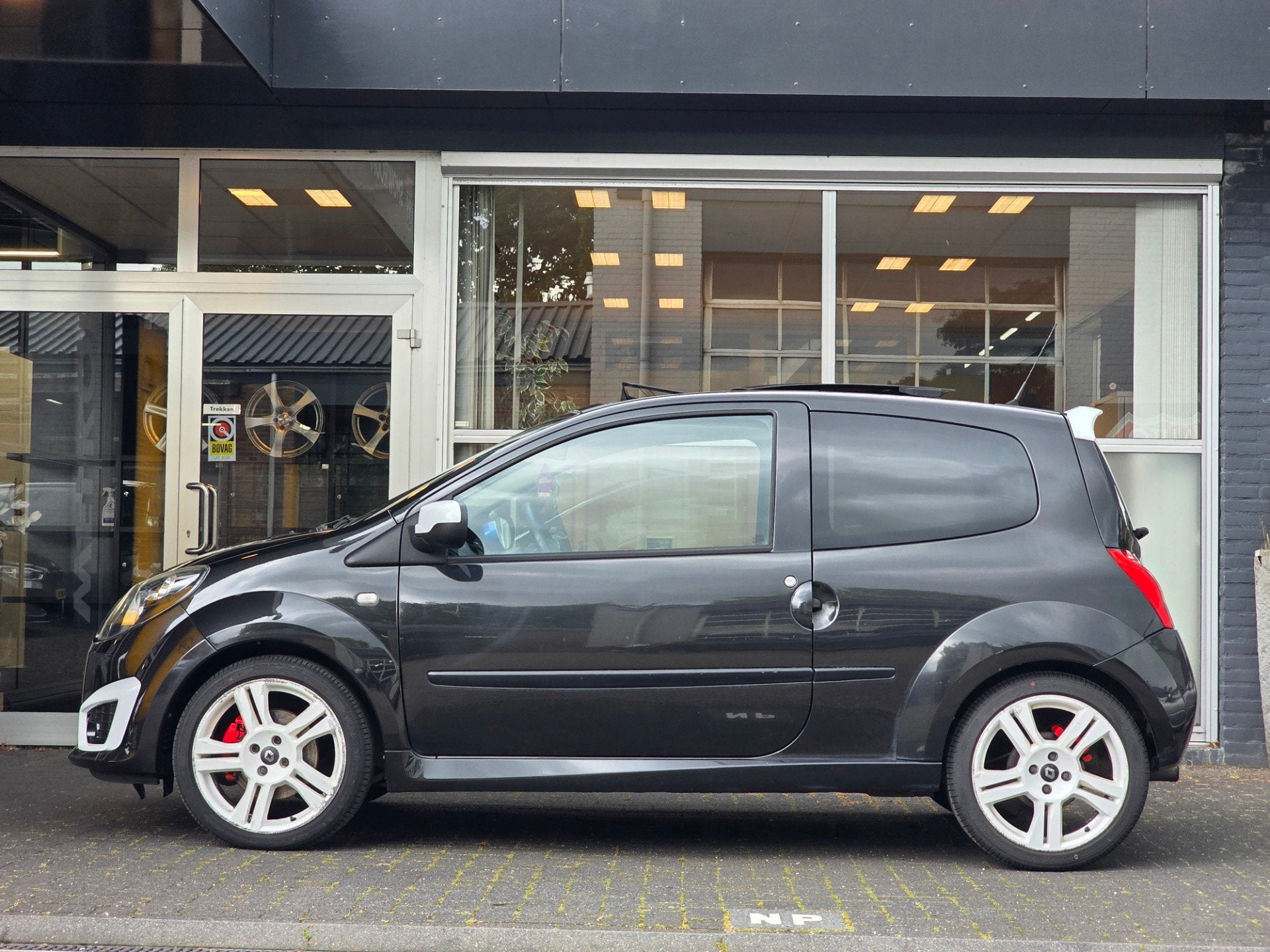 Renault Twingo 1.6 16V RS Gordini PANO / AIRCO / 130PK, Voorwielaandrijving, Twingo, Zwart, 4 cilinders