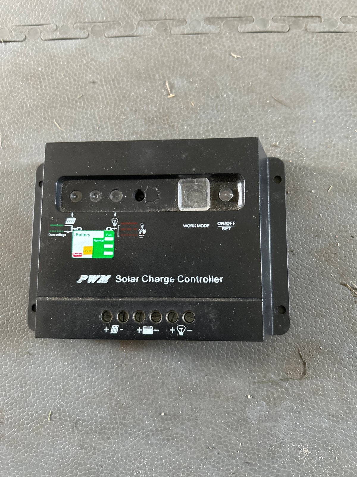 PWM Solar Charge Controller DS1-20A - 12V/24V, Watersport en Boten, Ophalen of Verzenden, Zo goed als nieuw, Overige typen