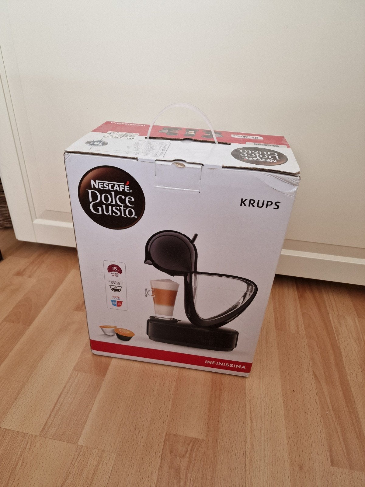 Krups Nescafé Dolce Gusto Infinissima Koffiezetapparaat, Ophalen, 2 tot 4 kopjes, Koffiepads en cups, Afneembaar waterreservoir