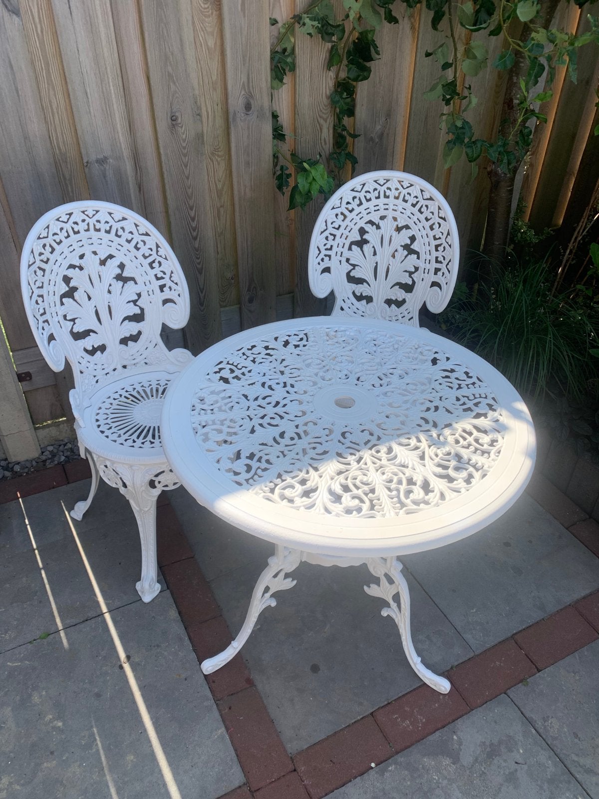 Brocante tuin bistroset izgs - wit, Tuin en Terras, Ophalen, Zo goed als nieuw, Aluminium, Stoel