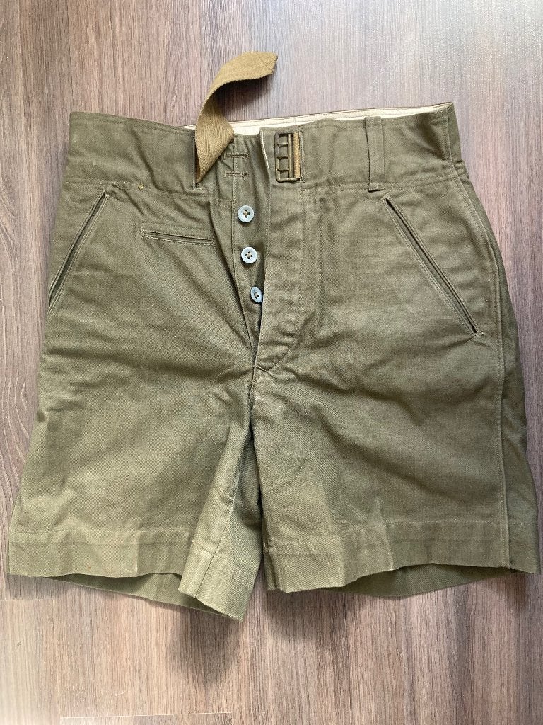 Duitse (korte) tropenbroek 2e model F42, Verzamelen, Verzenden, Landmacht, Duitsland, Kleding of Schoenen