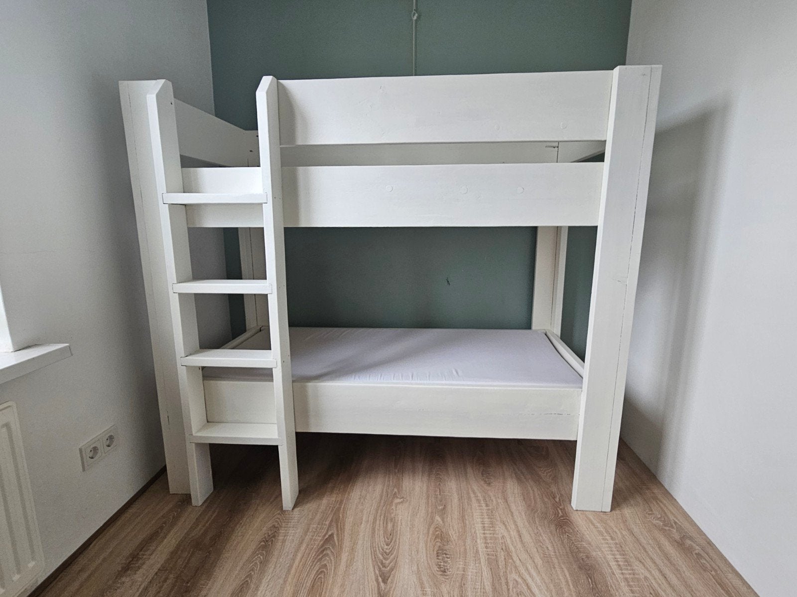Mooie peuter stapelbed van steigerhout., Ophalen, Zo goed als nieuw, Stapelbed