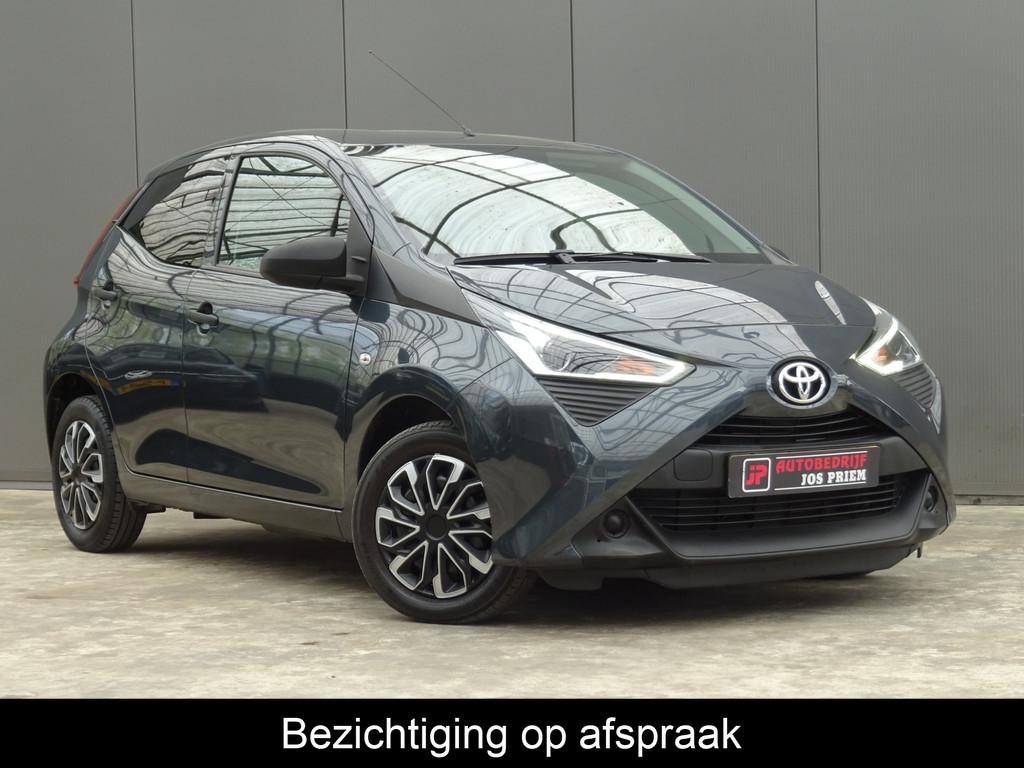 Toyota Aygo 1.0 VVT-i x-fun * EXTRA GETINT GLAS * LED * GOED, Voorwielaandrijving, Stof, Gebruikt, Euro 6