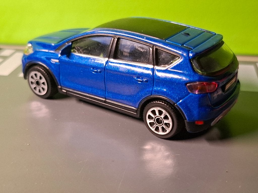 Bburago - 2009 Ford Kuga [blauw] 1/43, Hobby en Vrije tijd, Ophalen of Verzenden, Gebruikt, Auto, Overige merken