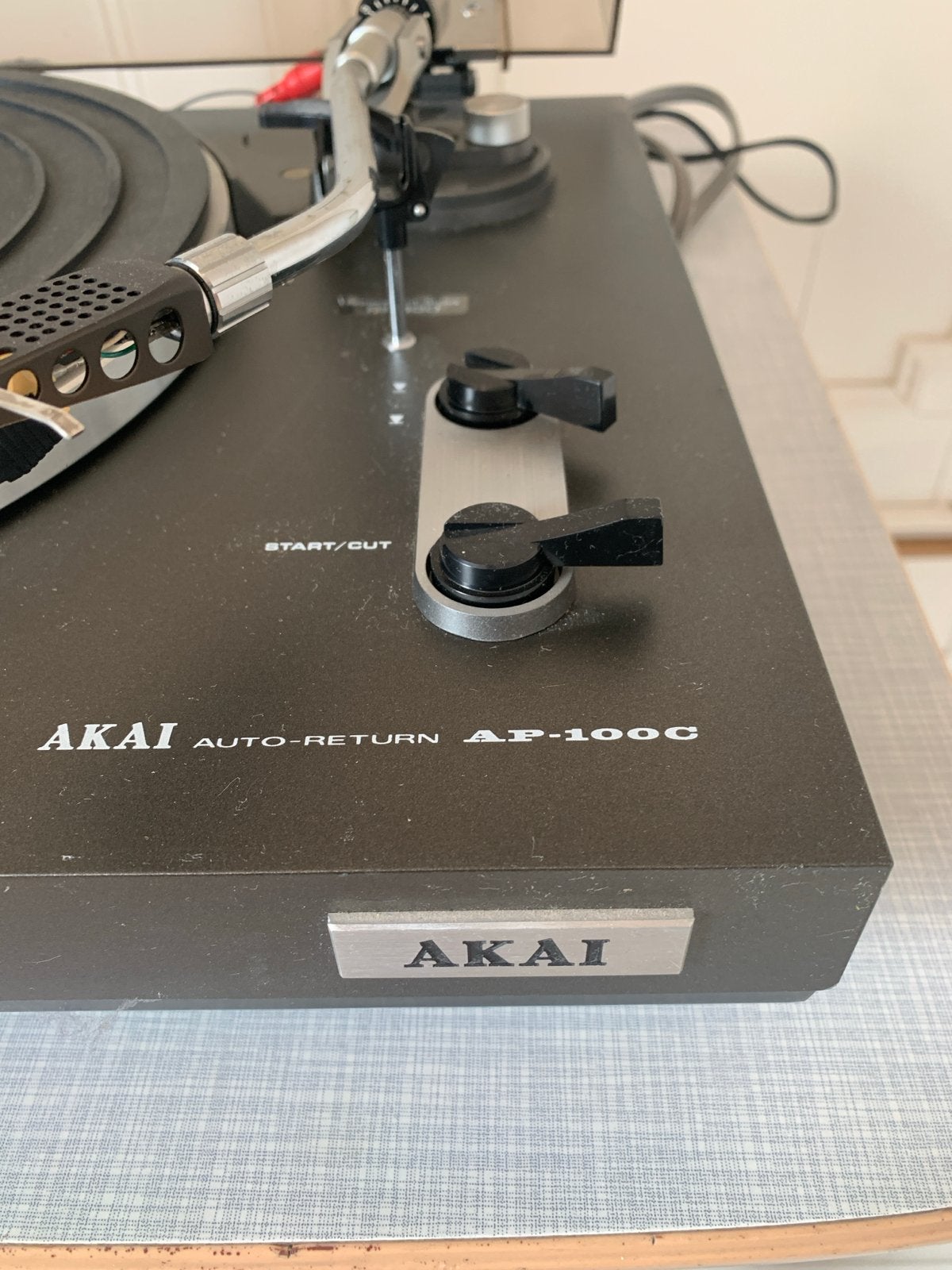 Akai AP-100C Platenspeler - Nieuwe naald nodig, Ophalen, Gebruikt, Automatisch, Platenspeler