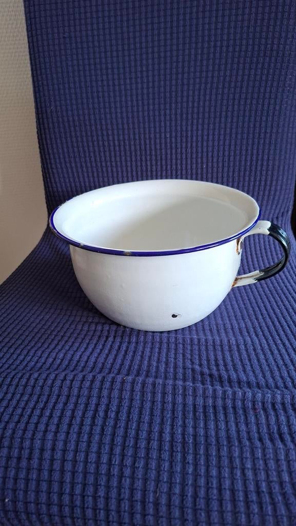 Brocante emaille steekpo wit met blauwe bies, Ophalen of Verzenden