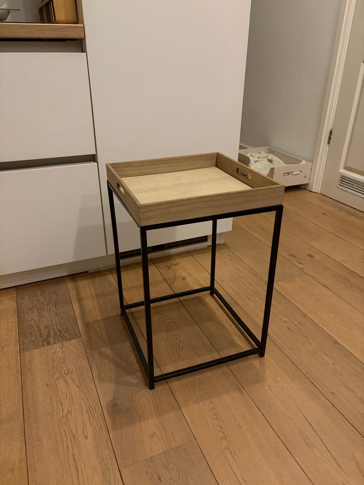 Bijzettafel met afneembaar dienblad - Zwart/Hout, Minder dan 55 cm, Gebruikt, Vierkant, Hout