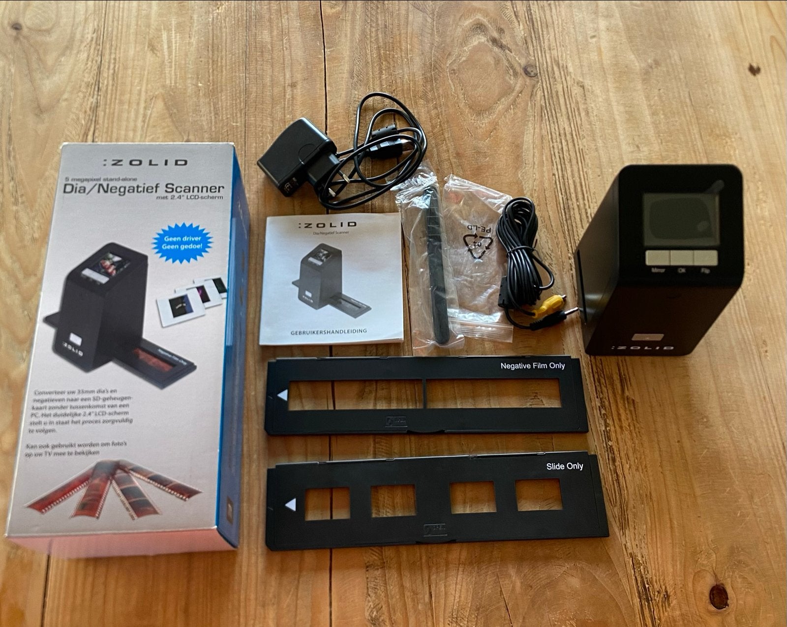 IZOLID Dia/Negatief Scanner met 2.4" LCD-scherm, Overige merken, Overige typen, Ophalen of Verzenden, Nieuw