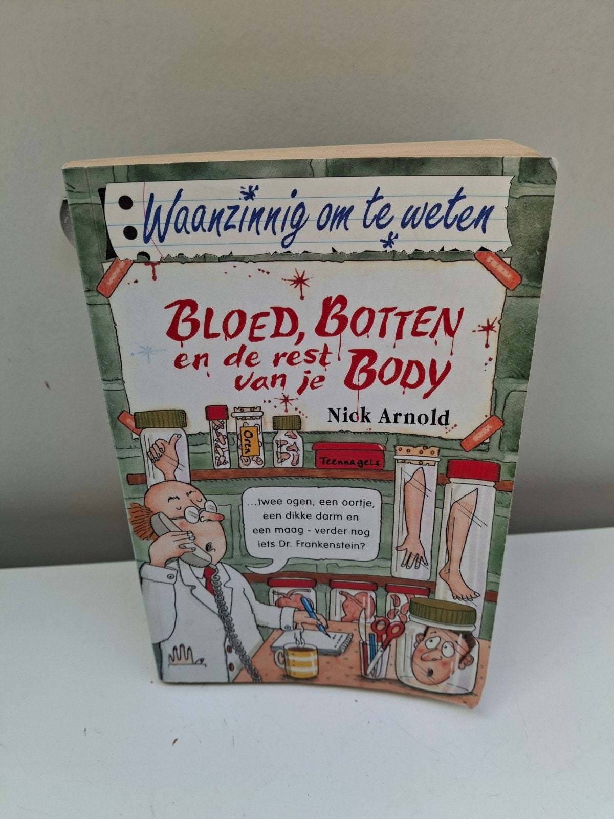 Bloed, Botten en de rest van je Body  Waanzinnig om te weten, Boeken, Ophalen of Verzenden, Gelezen, Nick Arnold, Non-fictie