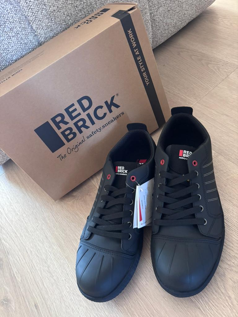 Gloednieuwe werkschoenen, red brick maat 46, Zwart, Nieuw, Ophalen of Verzenden, Werkschoenen