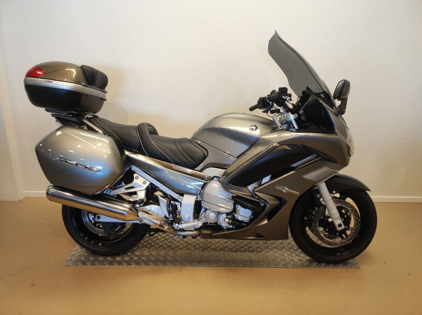 YAMAHA FJR 1300 A (bj 2014) 49,000 km, 4 cilinders, Bedrijf, Onbekend, 1298 cc