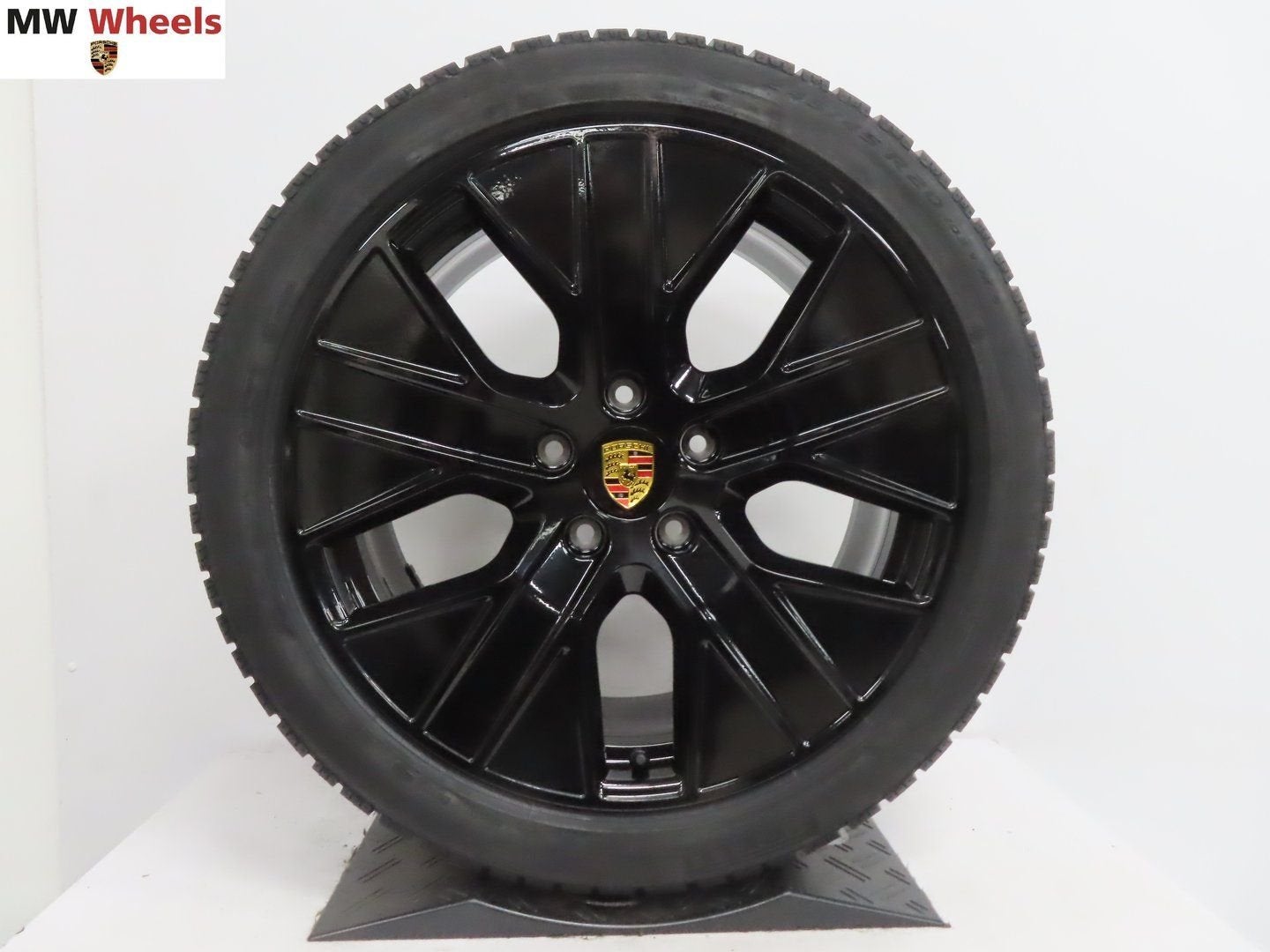 Originele Porsche Taycan 20 inch velgen nieuwe winterbanden, 245 mm, -, -, Banden en Velgen