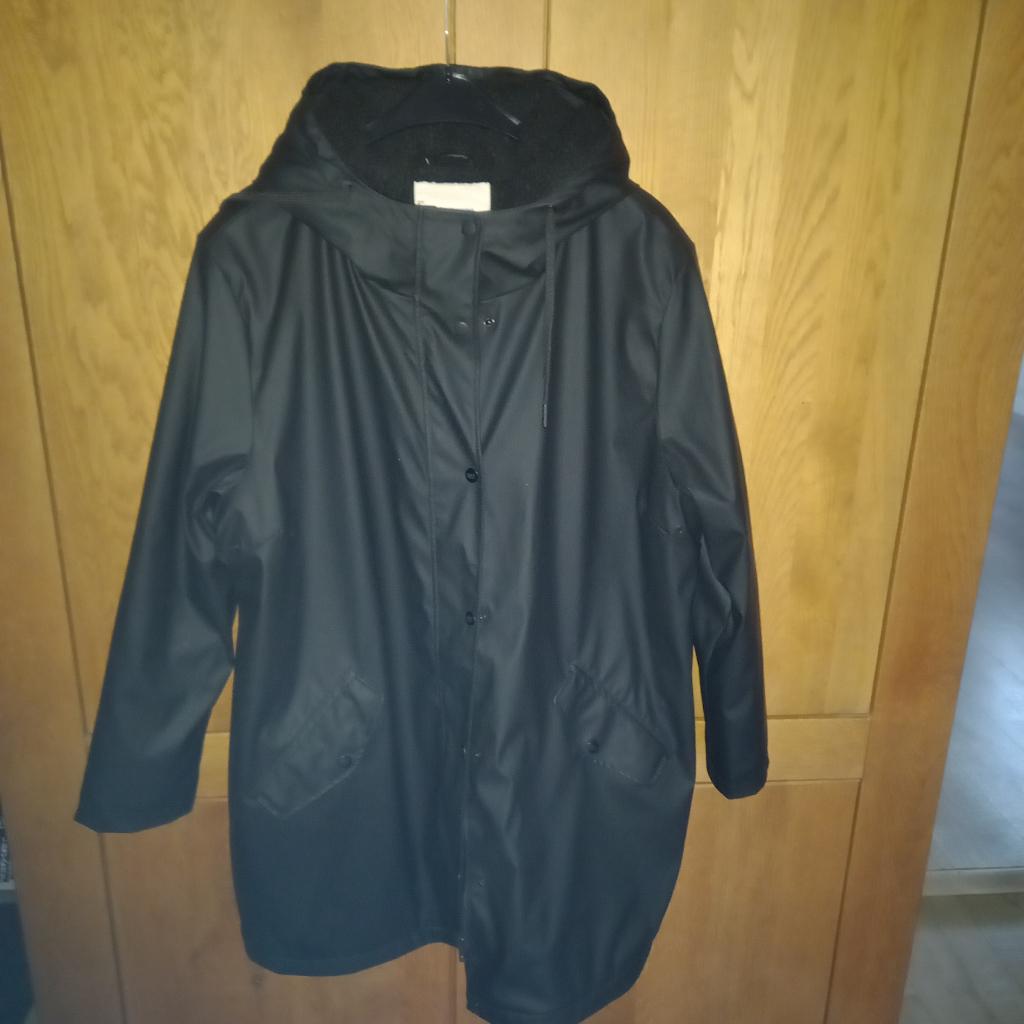 Only Carmakoma zwarte winterjas gevoerd maat 50/52., Kleding | Dames, Jassen | Winter, Zwart, Maat 46/48 (XL) of groter, Ophalen of Verzenden