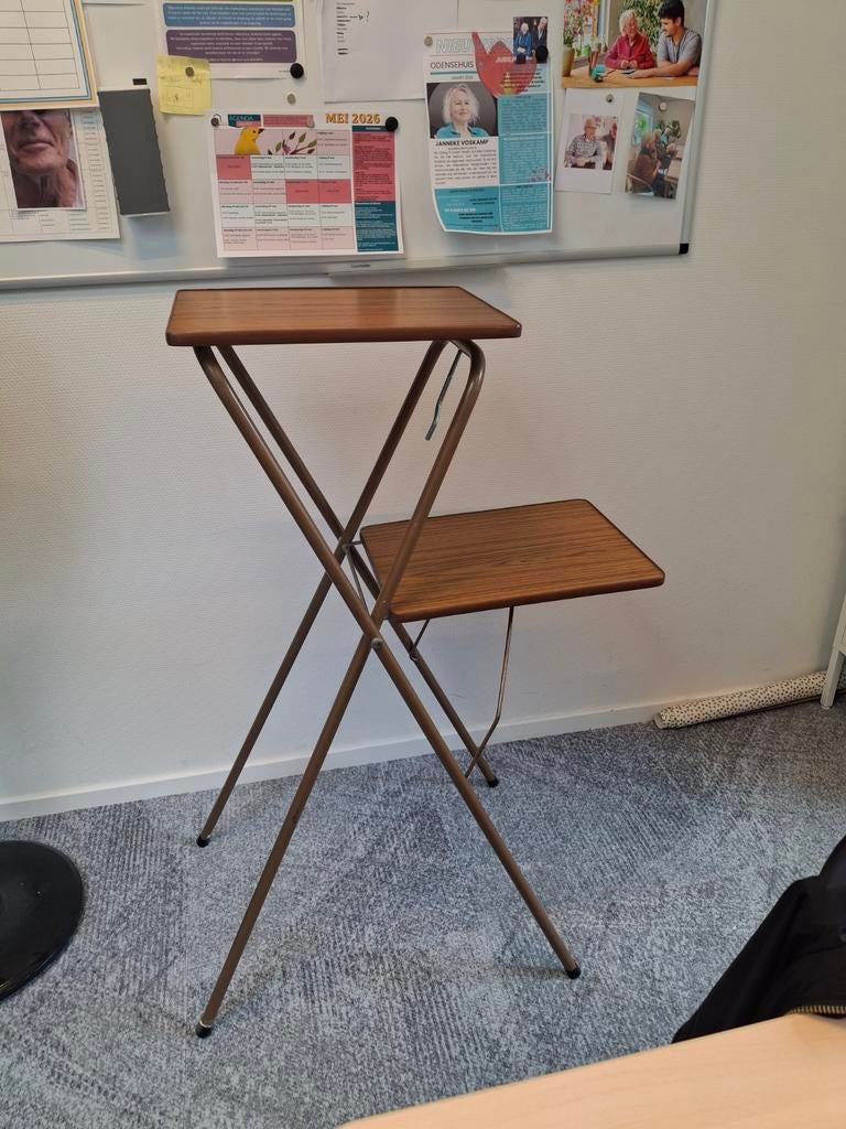 Vintage beamertafeltje / laptoptafel - opklapbaar, Huis en Inrichting, Tafels | Bijzettafels, Minder dan 55 cm, Gebruikt, Vintage