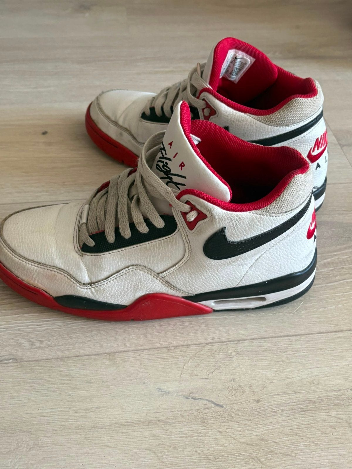 Nike Air Flight Sneakers - Wit/Rood - Maat 43, Kleding | Heren, Ophalen, Gedragen, Wit