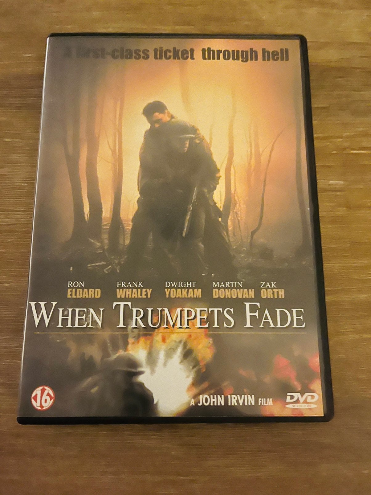 When Trumpets Fade, Engels, Vanaf 16 jaar, Nederlands, Ophalen of Verzenden
