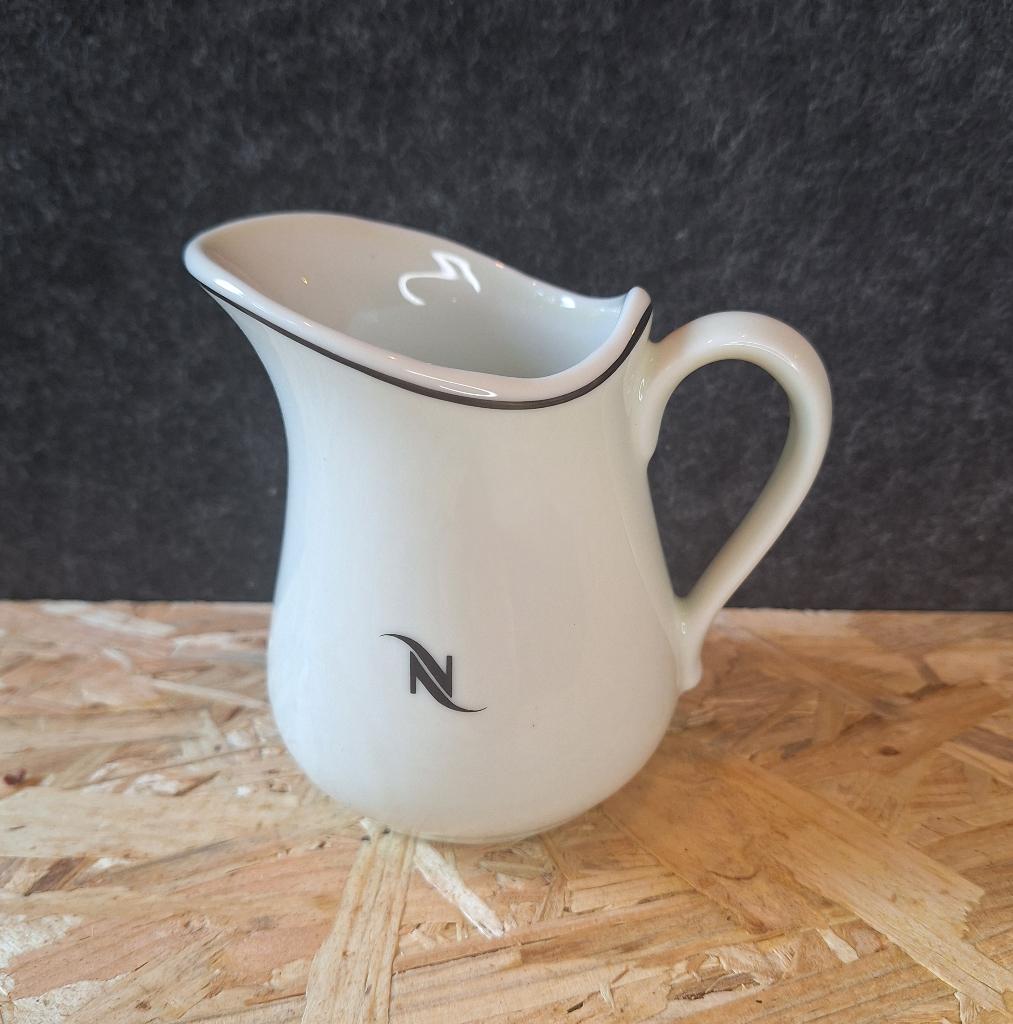 Apilco Nespresso melkkannetje – in uitstekende staat, Overige typen, Ophalen of Verzenden, Zo goed als nieuw, Overige stijlen