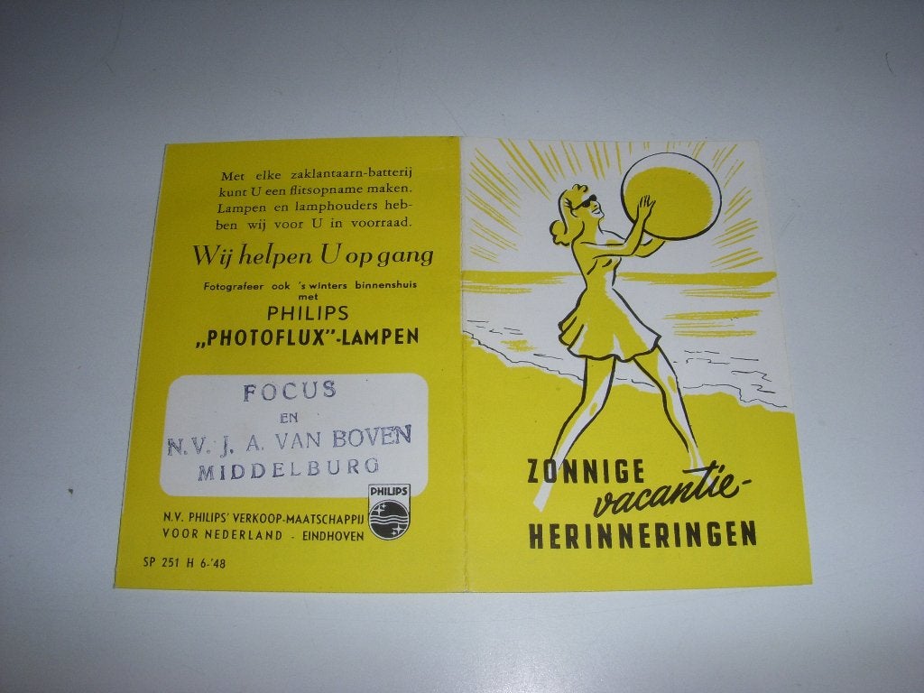 Leuke folder Philips lampen 1948, Boeken, Catalogussen en Folders, Gelezen, Folder, Ophalen of Verzenden