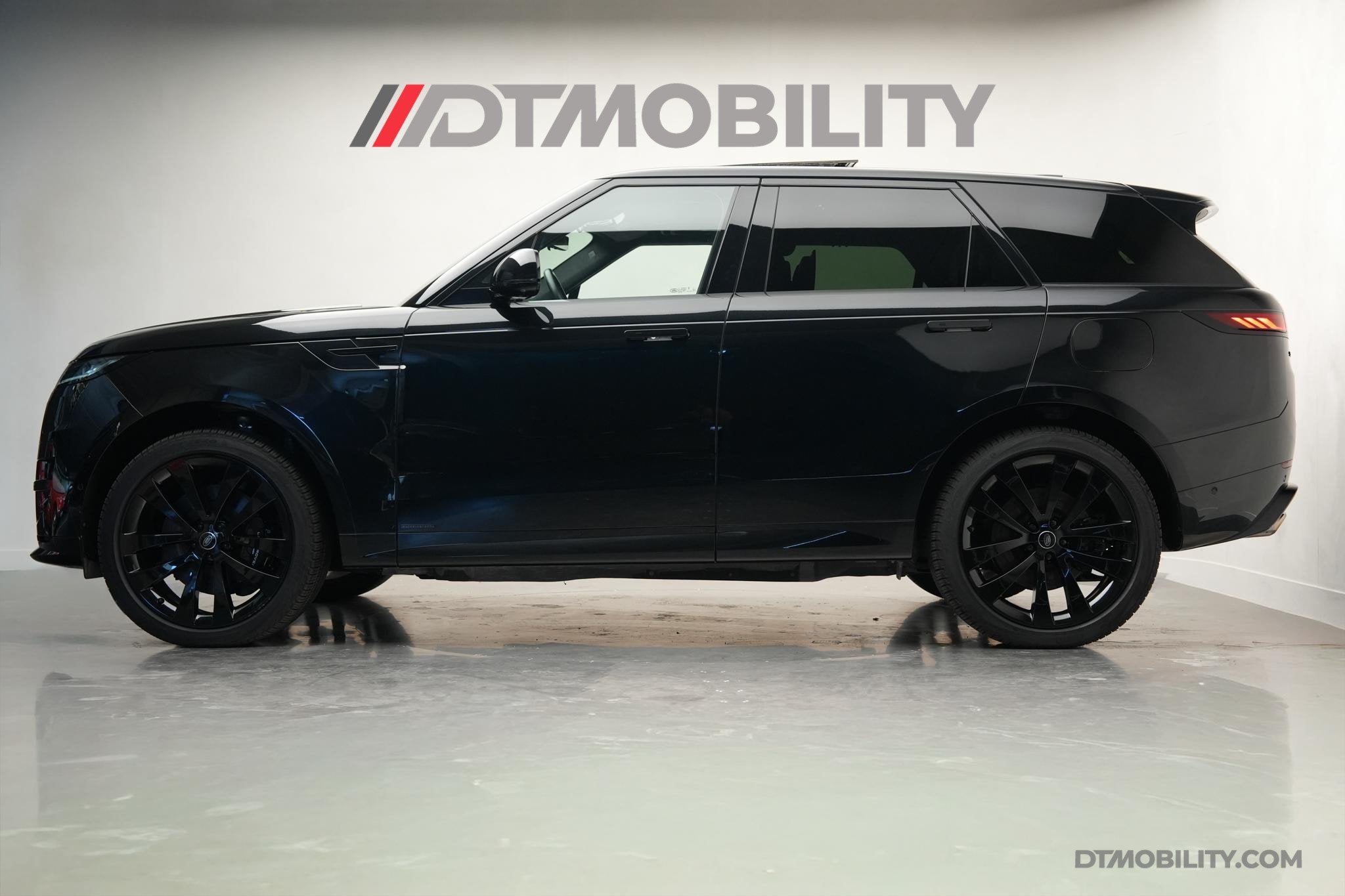 Land Rover Range Rover Sport P550e Autobiography | Meridian, Auto's, Automaat, Stof, Gebruikt, 3000 kg