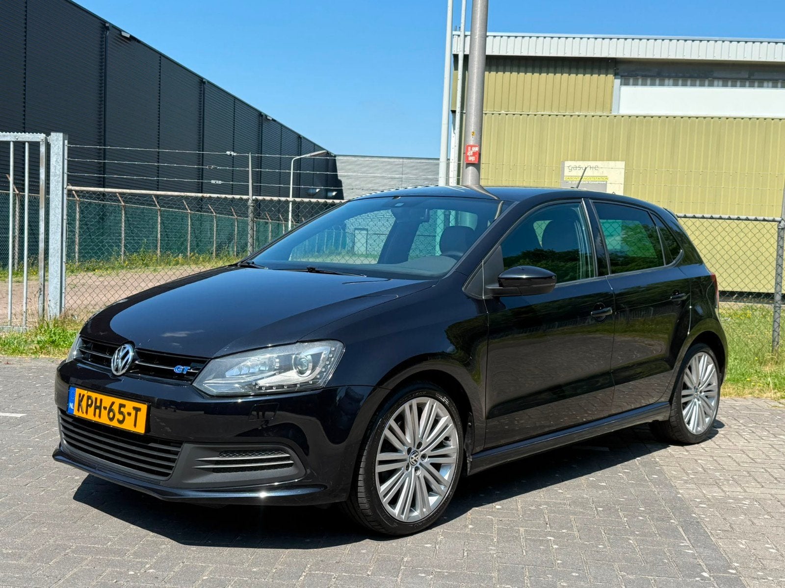 Volkswagen Polo 1.4 TSI 103KW 140 pk DSG automaat!, Auto's, 1116 kg, 4 cilinders, Zwart, 22 km/l