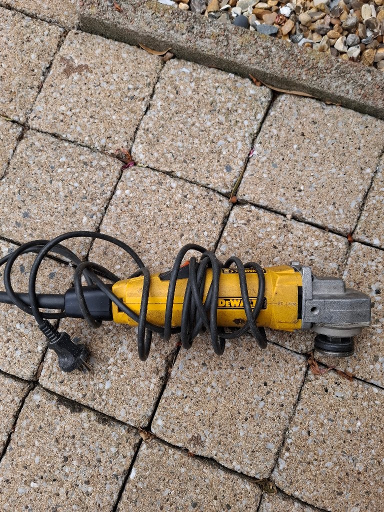 Haakse slijptol, Doe-het-zelf en Verbouw, Gereedschap | Slijpmachines, Ophalen, Gebruikt, 1000 watt of meer, Haakse handslijpmachine