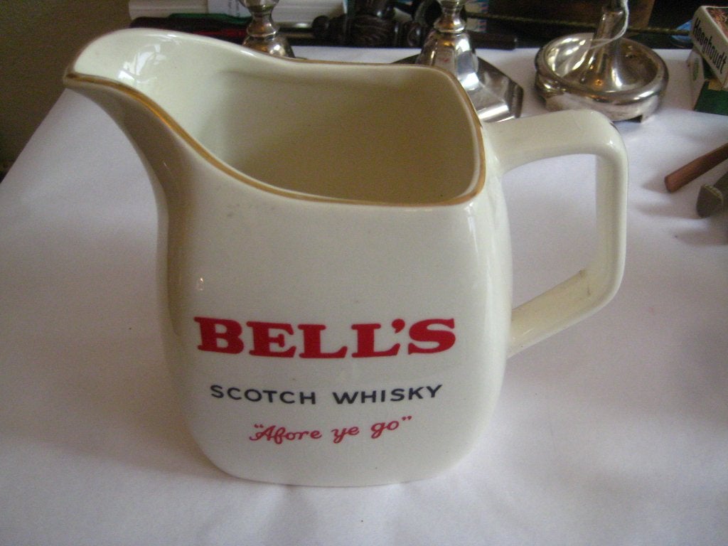 waterkan BELL's scotch wiskey (wade pdm), Ophalen of Verzenden