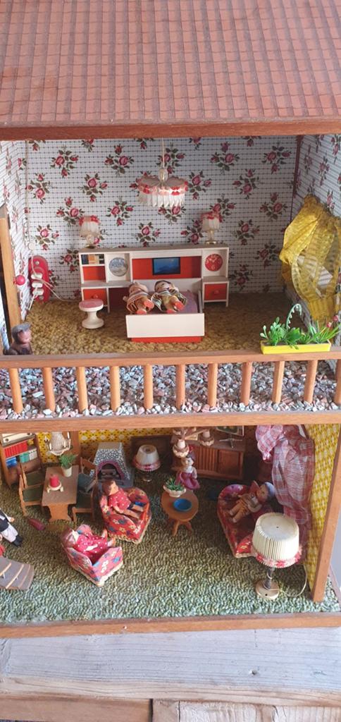 Groot poppenhuis, Verzamelen, Poppenhuizen en Toebehoren, Ophalen, Poppenhuis