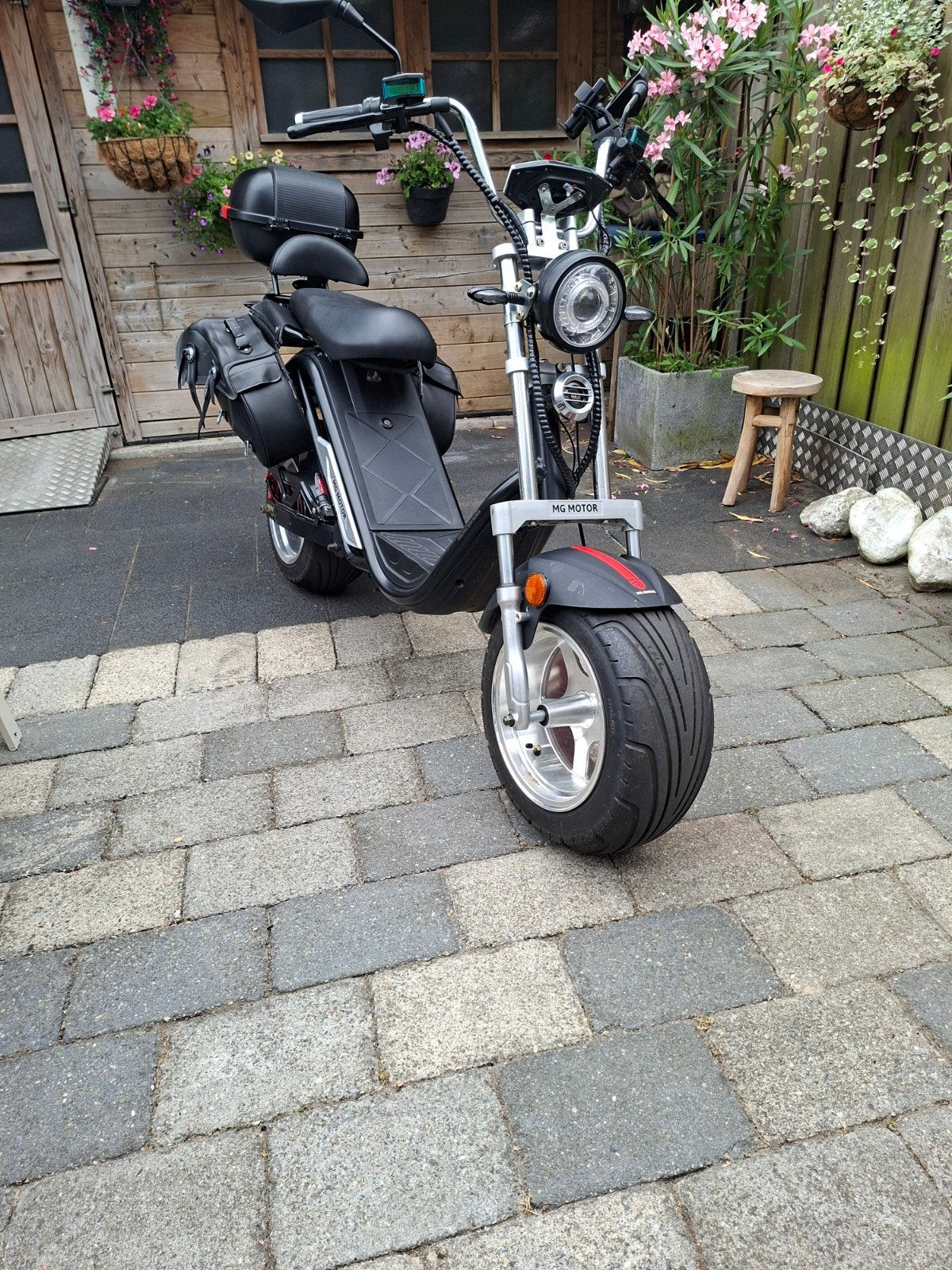 Zo goed als nieuwe elektrische scooter - slechts 325 km!, Ophalen of Verzenden, Zo goed als nieuw, Elektrisch, Overige merken