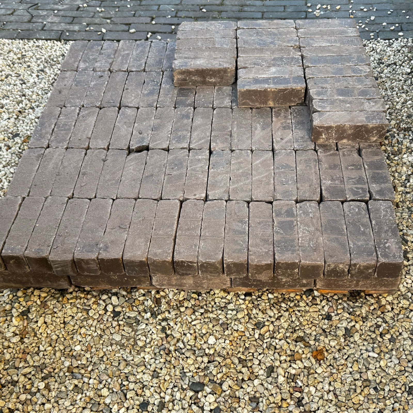 Nieuwe ongebruikte waaltjes voor bestrating, Ophalen, Nieuw, Klinkers