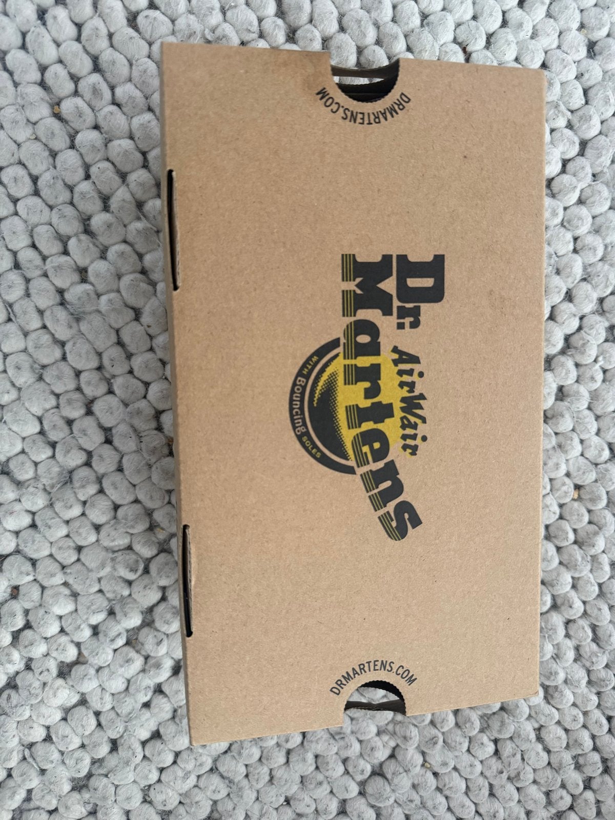 Dr. Martens Moby II J Savannah Tan sandalen maat 32, Kinderen en Baby's, Ophalen of Verzenden, Nieuw, Jongen of Meisje, Overige typen