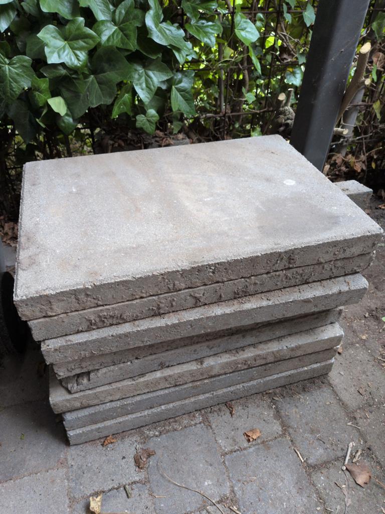 Betontegels 60x40cm gratis af te halen 8 stuks, Tuin en Terras, Tegels en Klinkers, Ophalen, Gebruikt, Beton, Terrastegels