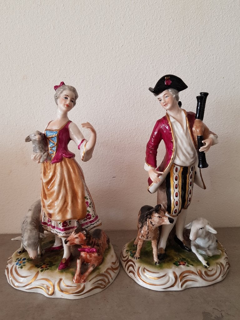 Antieke porseleinen beeldjes: Herder Herderin stijl Meissen, Ophalen of Verzenden, Zo goed als nieuw, Mens